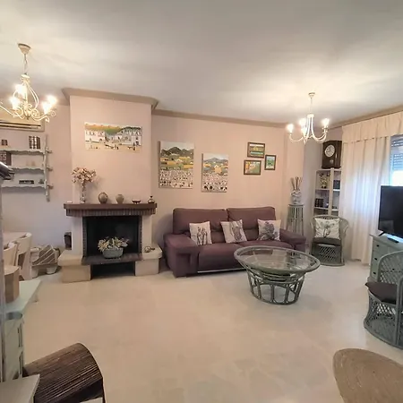 Holiday home Junto Al Metro Del Centro De Sevilla! 