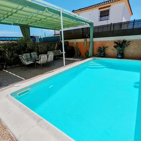 Holiday home Junto Al Metro Del Centro De Sevilla! 