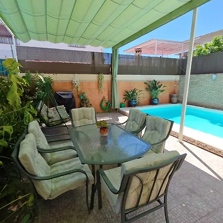Holiday home Junto Al Metro Del Centro De Sevilla! 